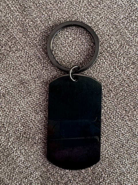 I'm fine - Everything is fine Black oblong keyring with spooked cat