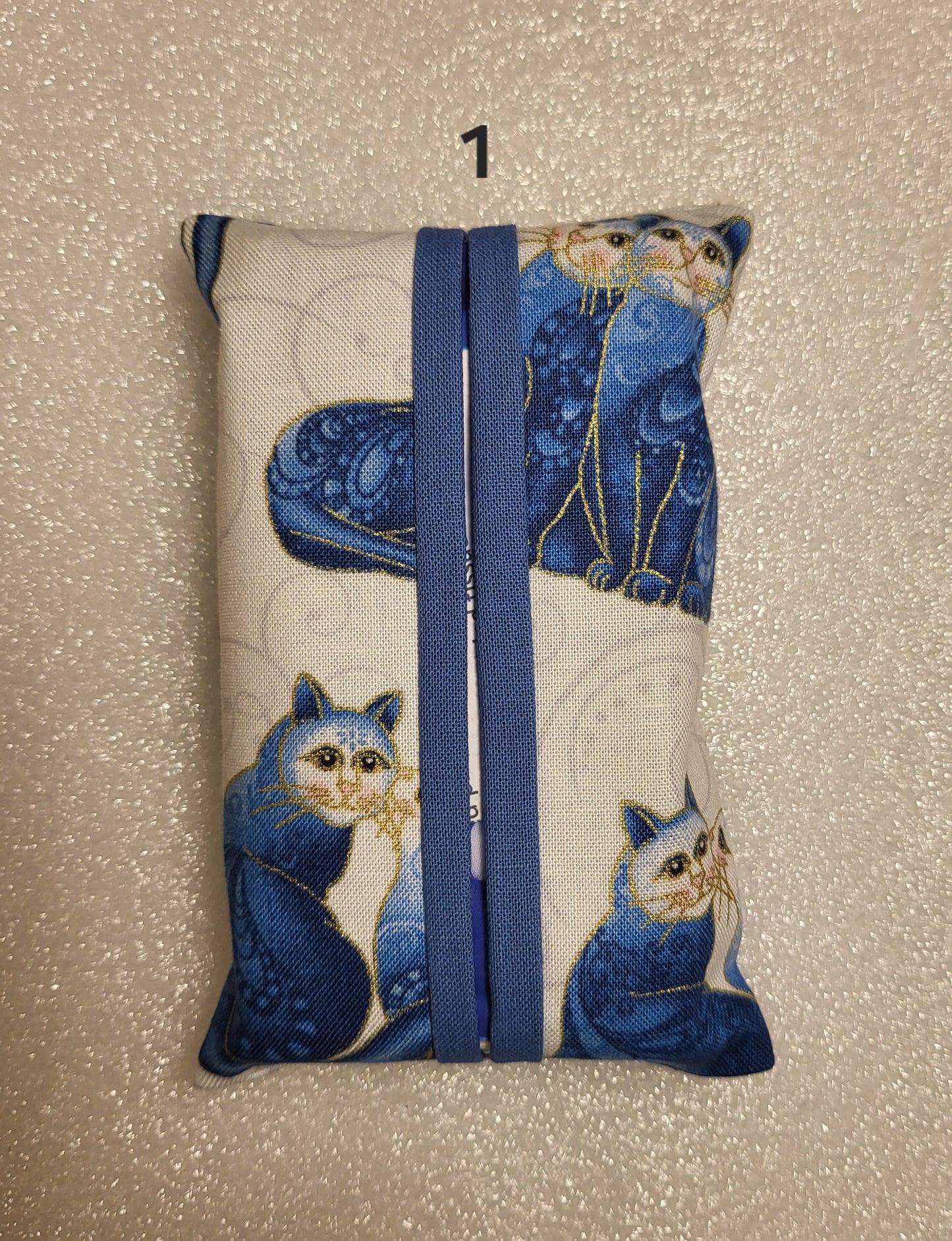 Pocket Tissue Holder with Blue Cat Design