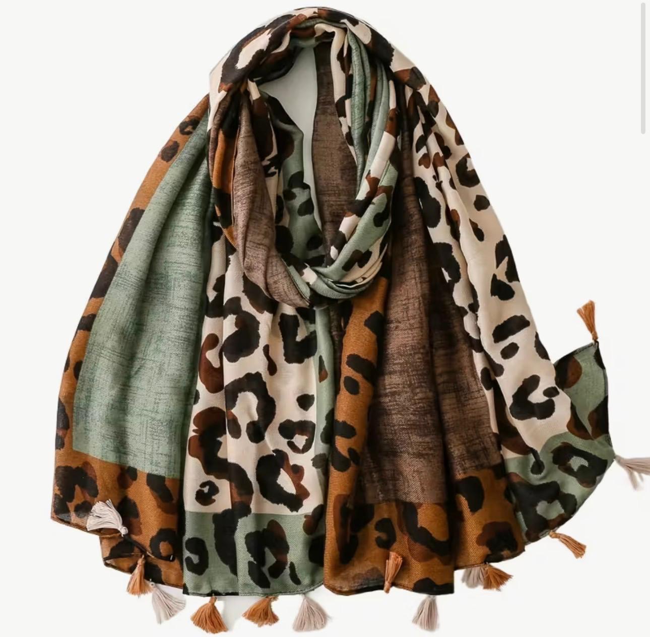 Leopard Print Mix Winter Scarf