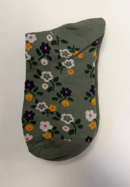 Cute Floral Socks in Various Colours