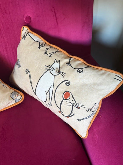 Funny Cat Cushion Duo